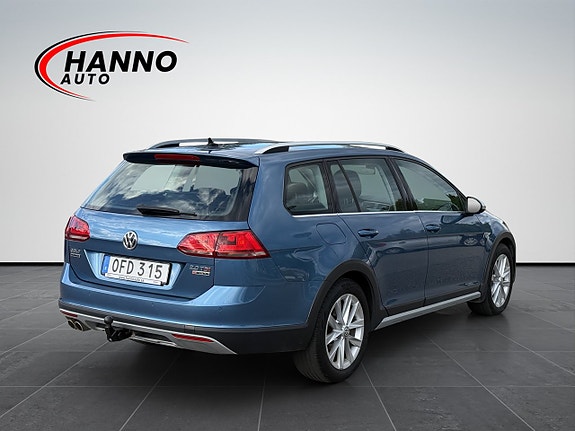 Volkswagen Golf Alltrack 5 of 30