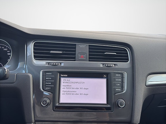 Volkswagen Golf Alltrack 30 of 30