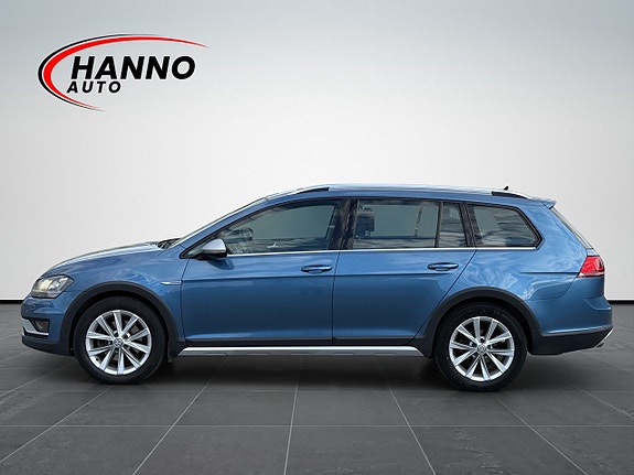 Volkswagen Golf Alltrack 2 of 30