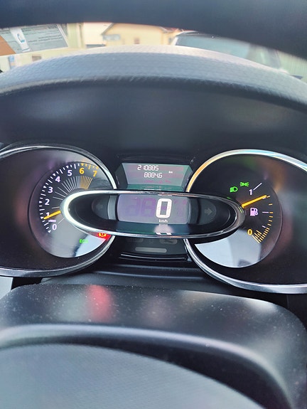 Renault Clio 6 of 6