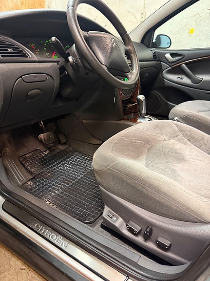 Citroen C5 16 of 24