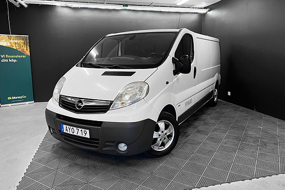 Opel Vivaro 2 of 18