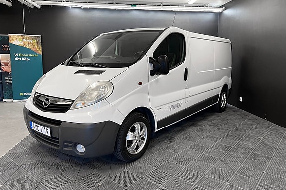 Opel Vivaro 5 of 18