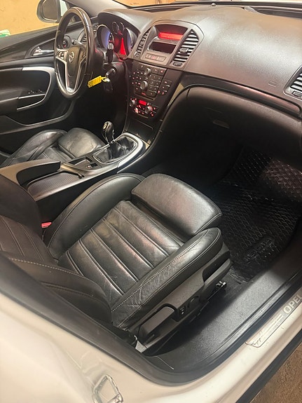 Opel Insignia 23 of 28