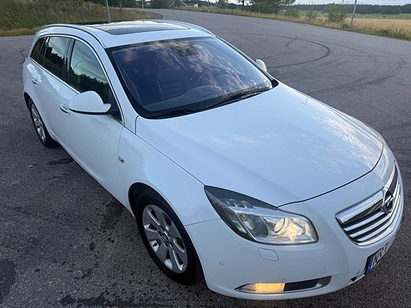 Opel Insignia 14 of 28