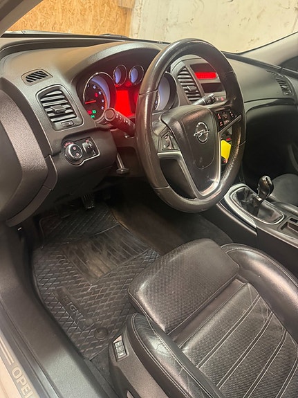 Opel Insignia 17 of 28