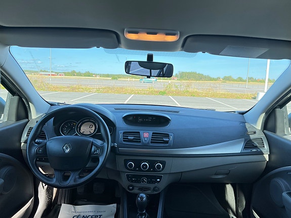 Renault Megane 6 of 11
