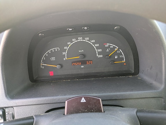 Mercedes-Benz Vito 110 14 of 15