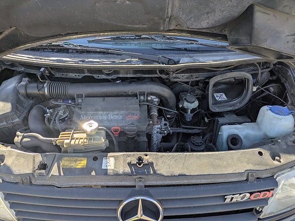 Mercedes-Benz Vito 110 9 of 15