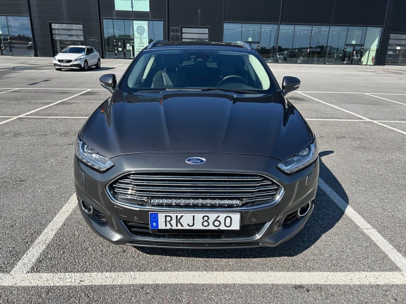 Ford Mondeo 3 of 19