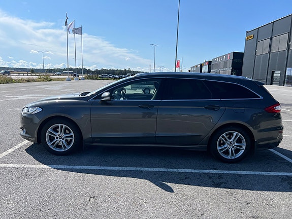 Ford Mondeo 5 of 19