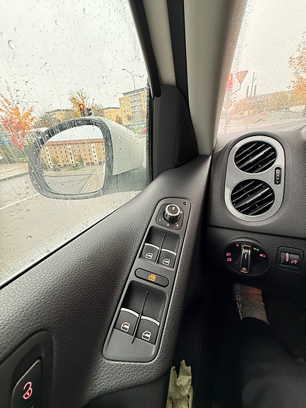 Volkswagen Tiguan 7 of 7