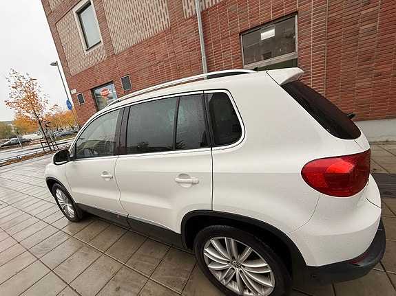 Volkswagen Tiguan 4 of 7