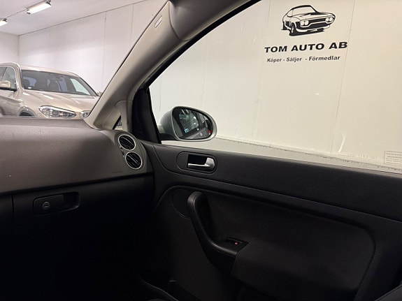 Volkswagen Golf Plus 24 of 26