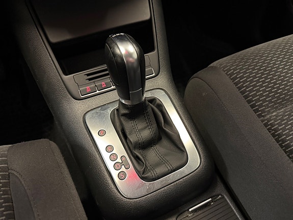 Volkswagen Golf Plus 22 of 26