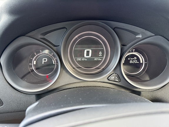 Citroen C4 7 of 8