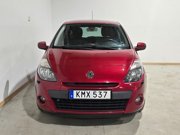 Renault Clio 2 of 15