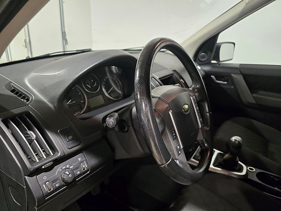 Land Rover Freelander 2 8 of 16