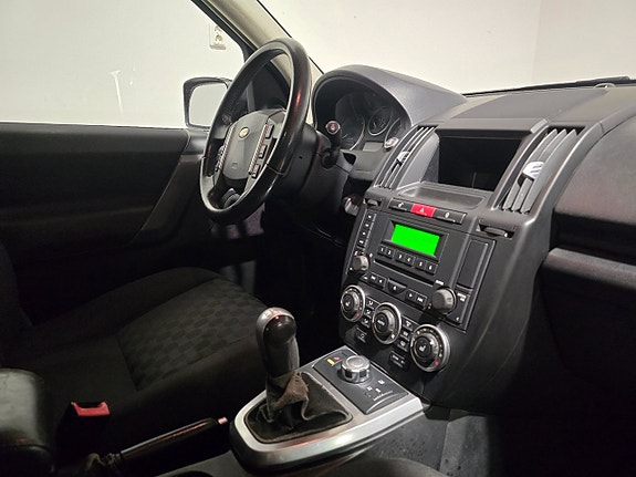 Land Rover Freelander 2 11 of 16