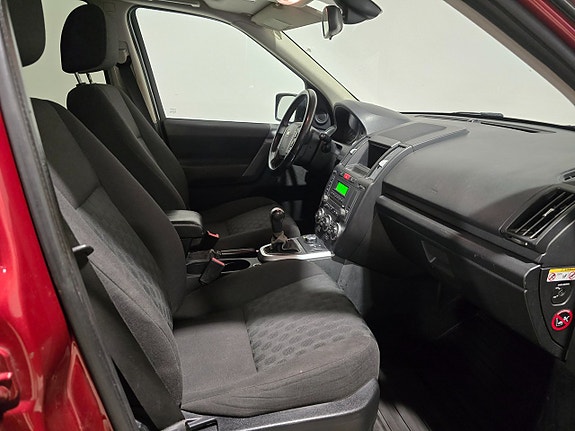 Land Rover Freelander 2 10 of 16