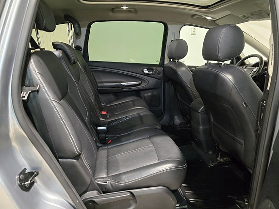Ford S-MAX 14 of 17