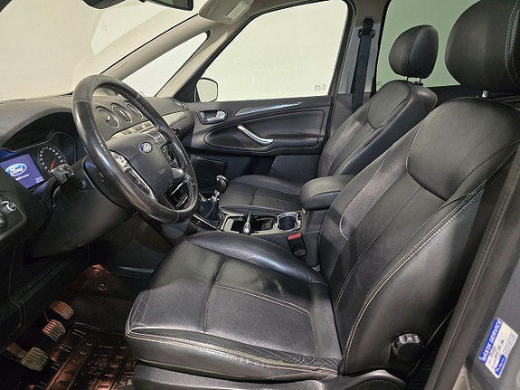 Ford S-MAX 7 of 17