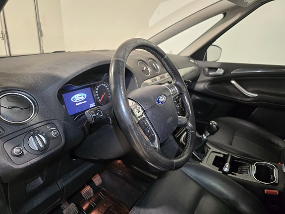 Ford S-MAX 8 of 17