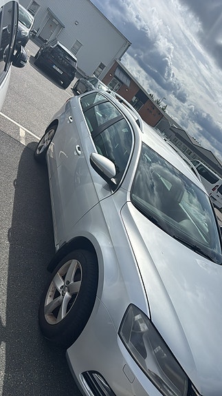 Volkswagen Passat 3 of 7