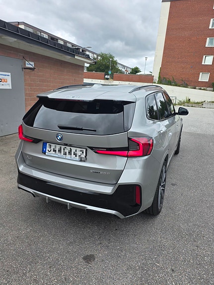 BMW X1 3 of 10