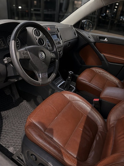 Volkswagen Tiguan 4 of 8