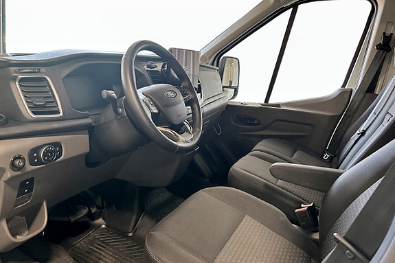 Ford Transit 7 of 10