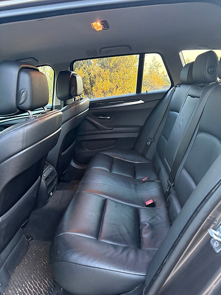BMW 520d 5 of 7