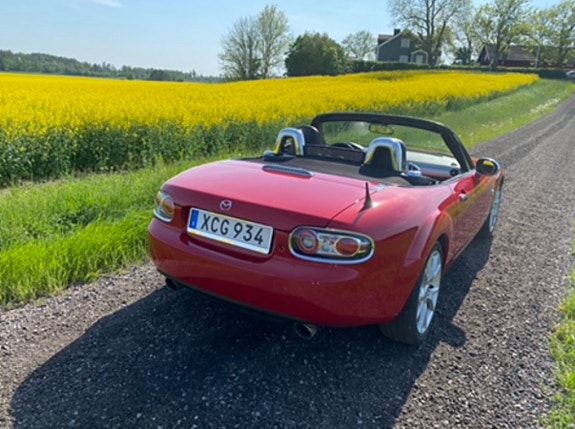Mazda MX-5 2 of 3