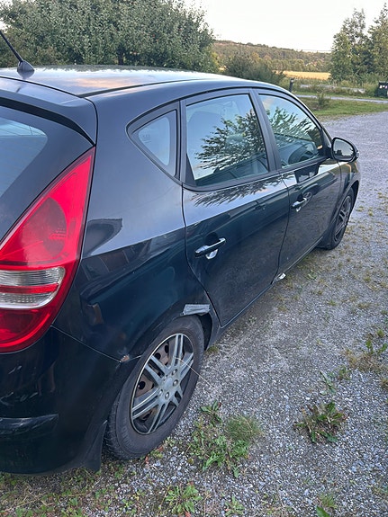 Hyundai i30 4 of 11