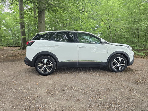 Peugeot 3008 5 of 15