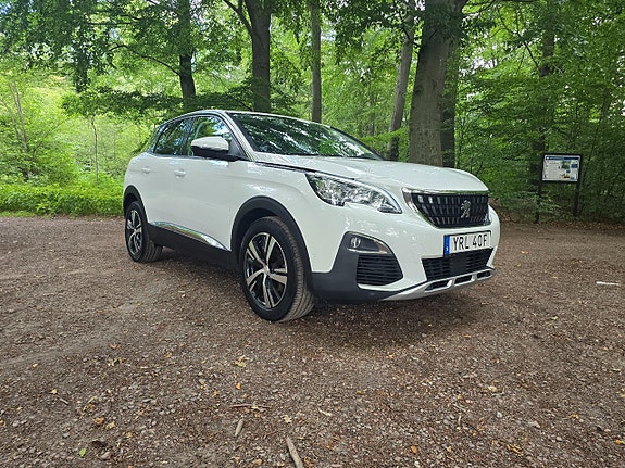 Peugeot 3008 2 of 15