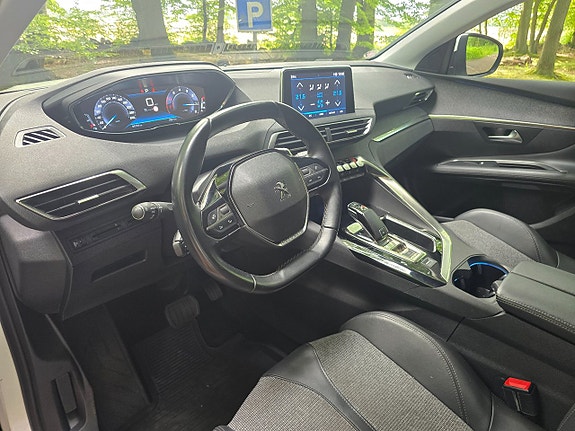 Peugeot 3008 12 of 15