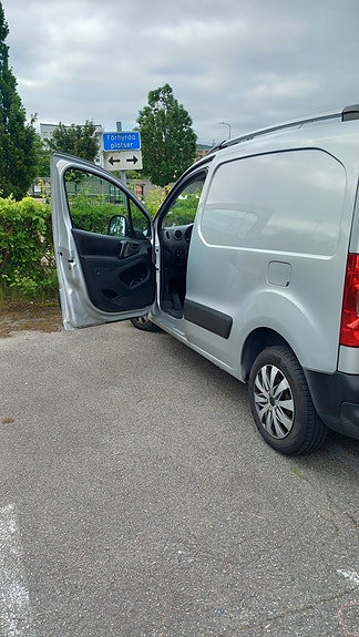 Peugeot Partner 14 of 18