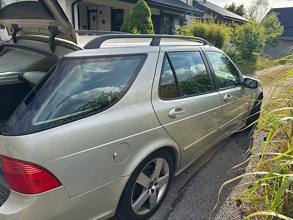 Saab 9-5 4 of 6