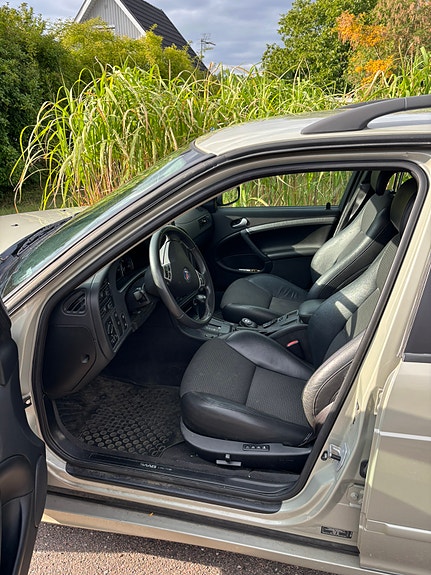 Saab 9-5 5 of 6