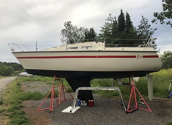 Aphrodite 25 –Rymlig och välutrustad med stora uppgraderingar, fint segelställ. 3 of 12