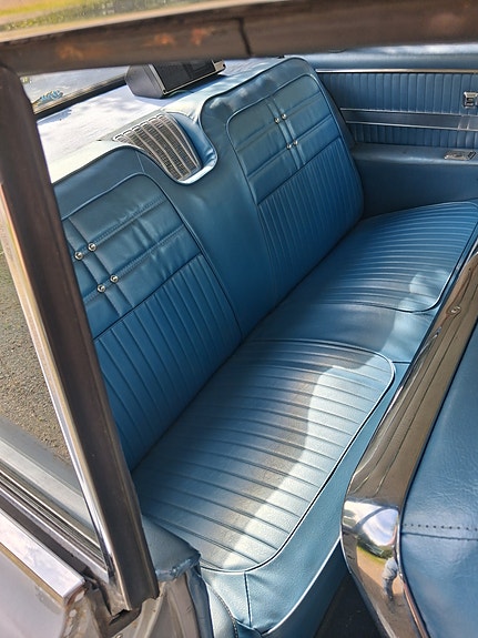 Buick Wildcat 3 of 6