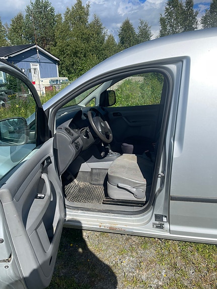 Volkswagen Caddy 8 of 9