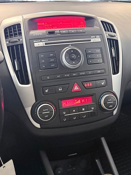 Kia Ceed 7 of 16