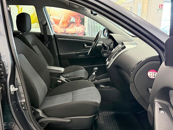 Kia Ceed 9 of 16