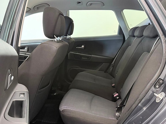 Kia Ceed 13 of 16