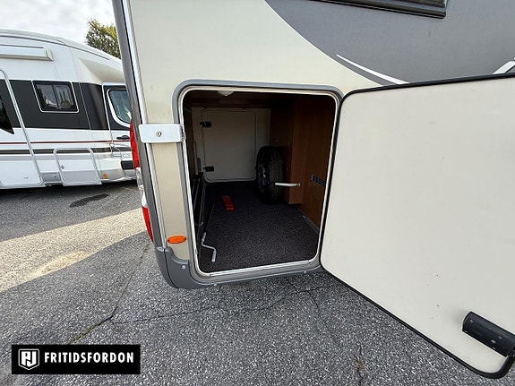Bürstner IXEO Plus 726 3 of 13