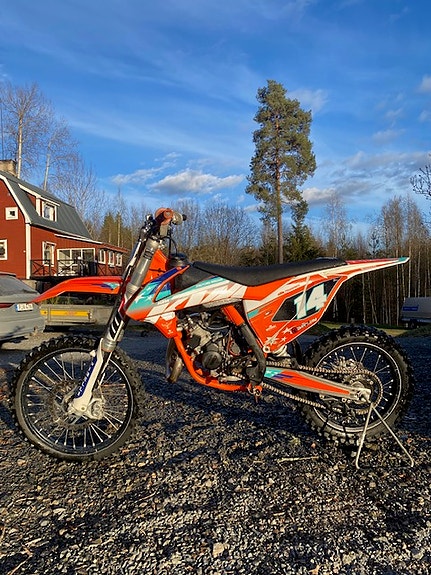 KTM SX85 2 of 7