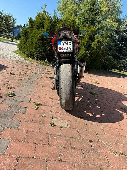 Kawasaki Z900 5 of 5