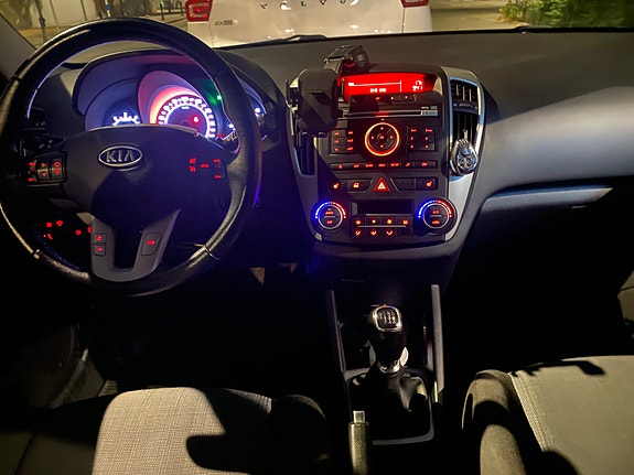 Kia Ceed 4 of 13